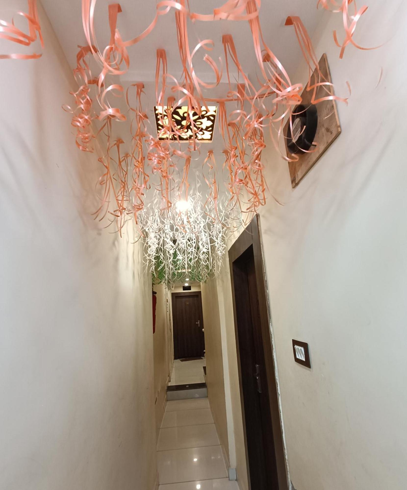Hotel S Tower Ujjain Eksteriør billede