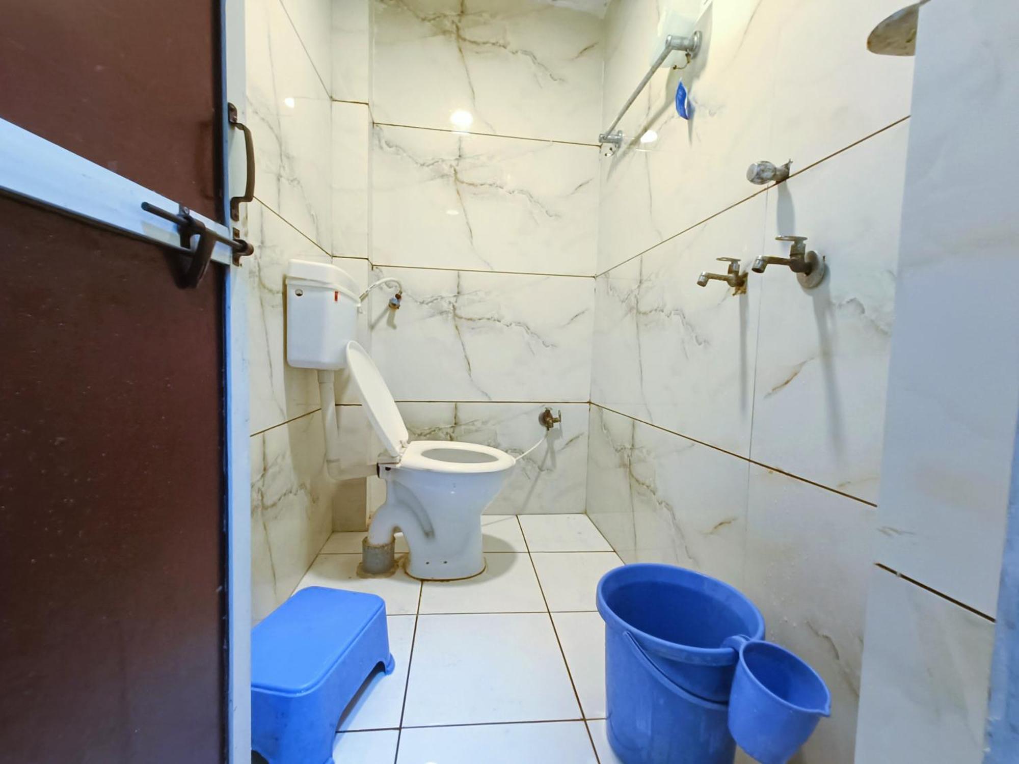 Hotel S Tower Ujjain Eksteriør billede